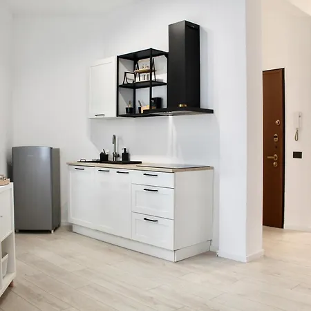 Apartment Design Moderno In Centro - Lainate- Rho Fiera Lainate