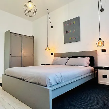 Design Moderno In Centro - Lainate- Rho Fiera Lainate